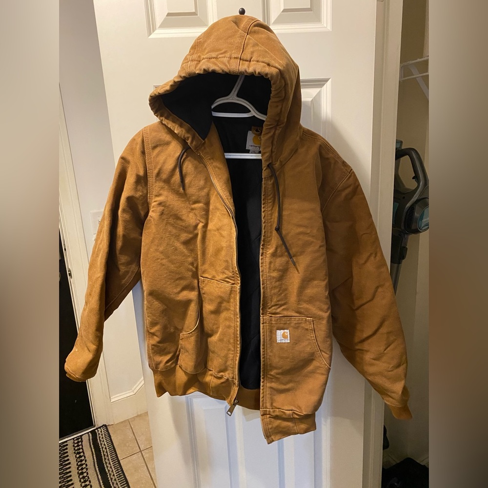 Women’s small Carhartt jacket. Never worn